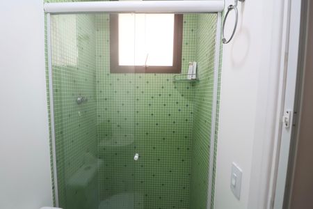 Apartamento para alugar com 155m², 4 quartos e 1 vaga Apartamento para alugar com 155m², 4 quartos e 1 vagaBanheiro Suíte 2