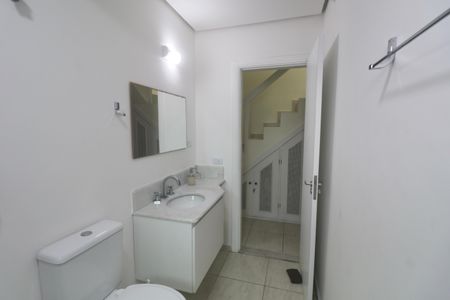 Apartamento para alugar com 155m², 4 quartos e 1 vaga Apartamento para alugar com 155m², 4 quartos e 1 vagaBanheiro Social