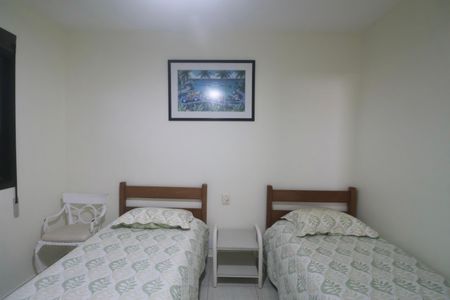 Apartamento para alugar com 155m², 4 quartos e 1 vaga Apartamento para alugar com 155m², 4 quartos e 1 vagaQuarto