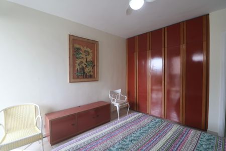 Apartamento para alugar com 155m², 4 quartos e 1 vaga Apartamento para alugar com 155m², 4 quartos e 1 vagaQuarto Suíte
