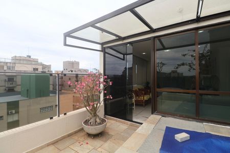 Apartamento para alugar com 155m², 4 quartos e 1 vaga Apartamento para alugar com 155m², 4 quartos e 1 vagaVaranda