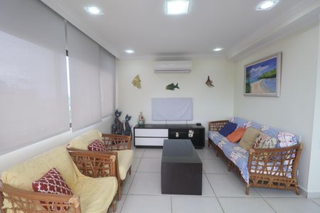 Sala de apartamento para alugar com 4 quartos, 155m² em Balneario Cidade Atlantica, Guarujá