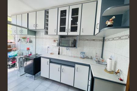 Apartamento à venda com 52m², 2 quartos e 1 vagaCozinha
