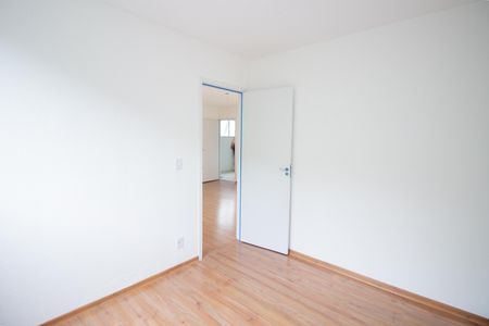 Quarto 2 de apartamento para alugar com 2 quartos, 50m² em Caiapos, Contagem