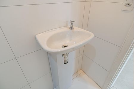 Apartamento para alugar com 32m², 2 quartos e sem vagaBanheiro