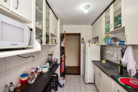 Apartamento à venda com 58m², 2 quartos e 1 vagaCozinha
