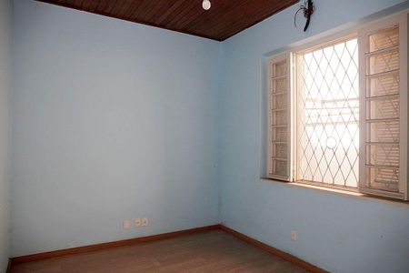 Quarto 2 de casa à venda com 3 quartos, 140m² em Azenha, Porto Alegre