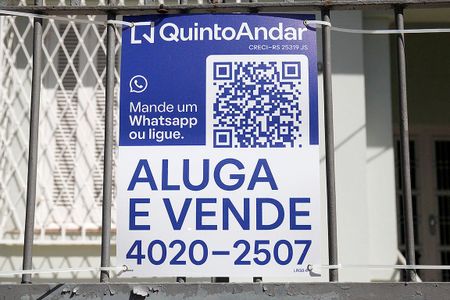 Casa à venda com 140m², 3 quartos e 4 vagasPlaquinha