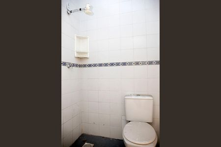 Casa à venda com 140m², 3 quartos e 4 vagasBanheiro 2 Serviço