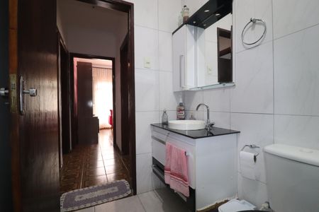 Casa à venda com 168m², 3 quartos e 3 vagasBanheiro 1