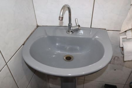 Casa à venda com 168m², 3 quartos e 3 vagasBanheiro 2