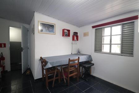 Casa à venda com 168m², 3 quartos e 3 vagasQuarto 3