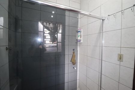 Casa à venda com 168m², 3 quartos e 3 vagasBanheiro 2