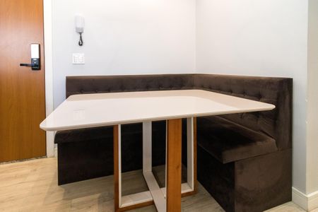 Apartamento à venda com 48m², 2 quartos e 1 vaga Apartamento à venda com 48m², 2 quartos e 1 vagaSala