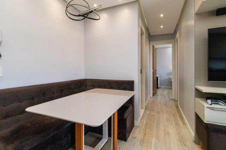 Apartamento à venda com 48m², 2 quartos e 1 vaga Apartamento à venda com 48m², 2 quartos e 1 vagaSala
