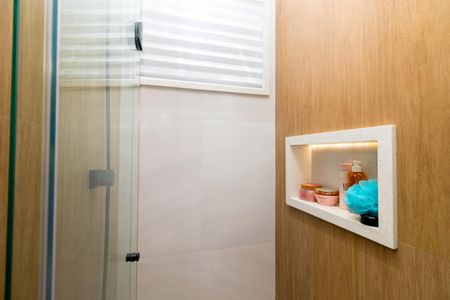 Apartamento à venda com 48m², 2 quartos e 1 vaga Apartamento à venda com 48m², 2 quartos e 1 vagaBanheiro