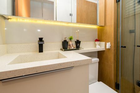 Apartamento à venda com 48m², 2 quartos e 1 vaga Apartamento à venda com 48m², 2 quartos e 1 vagaBanheiro