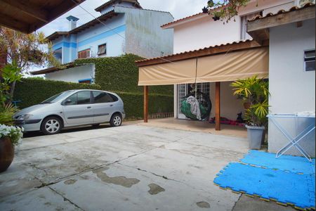Casa à venda com 300m², 4 quartos e 5 vagasQuintal