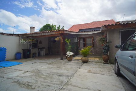 Casa à venda com 300m², 4 quartos e 5 vagasCasa Anexa