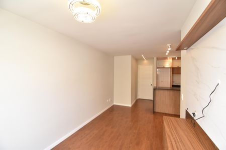 Sala de apartamento para alugar com 3 quartos, 93m² em Atuba, Curitiba