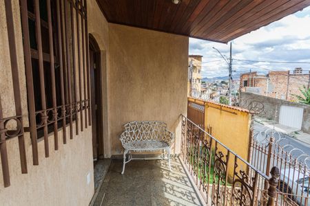 Casa à venda com 269m², 3 quartos e 3 vagasEntrada