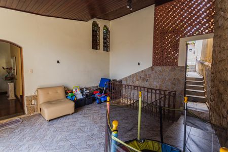 Casa à venda com 269m², 3 quartos e 3 vagasVaranda