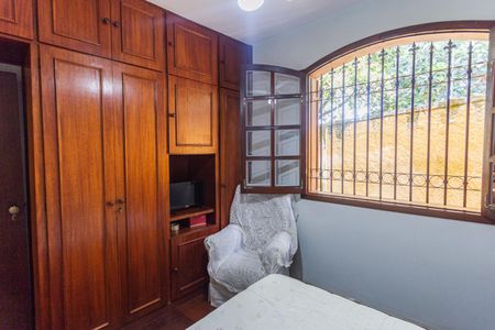 Casa à venda com 269m², 3 quartos e 3 vagasQuarto 2