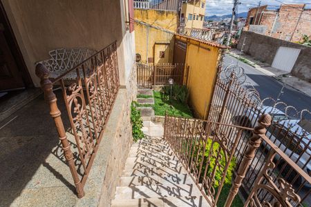 Casa à venda com 269m², 3 quartos e 3 vagasEntrada