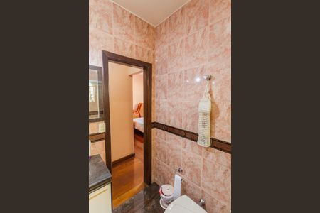 Casa à venda com 269m², 3 quartos e 3 vagasBanheiro da Suíte