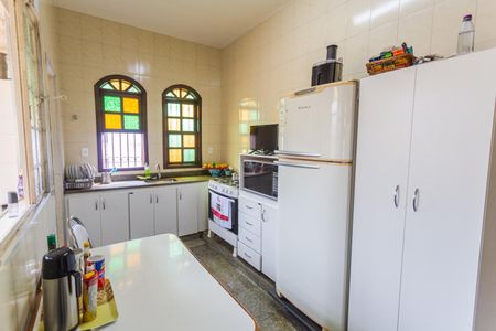 Casa à venda com 269m², 3 quartos e 3 vagasCozinha