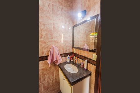 Casa à venda com 269m², 3 quartos e 3 vagasBanheiro da Suíte