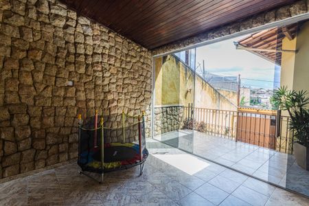 Casa à venda com 269m², 3 quartos e 3 vagasVaranda