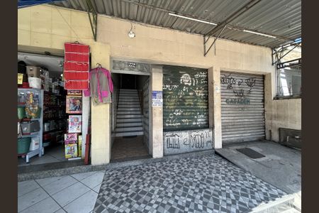 Apartamento para alugar com 75m², 2 quartos e sem vagaFachada + placa