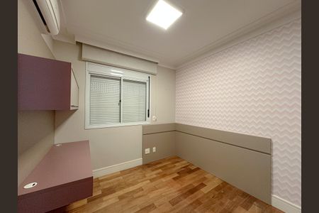 Apartamento à venda com 240m², 4 quartos e 4 vagas Apartamento à venda com 240m², 4 quartos e 4 vagasSuíte 1