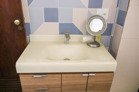 Apartamento à venda com 80m², 2 quartos e sem vagaBanheiro