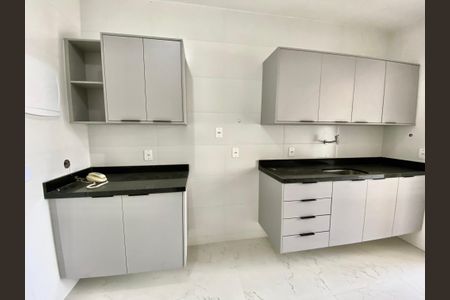 Apartamento à venda com 133m², 3 quartos e 2 vagasCOZINHA