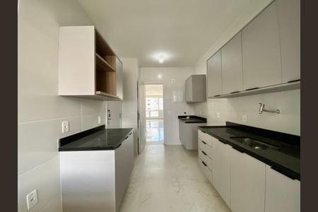 Apartamento à venda com 133m², 3 quartos e 2 vagasCOZINHA