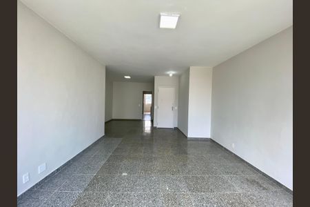 Apartamento à venda com 133m², 3 quartos e 2 vagasSALA