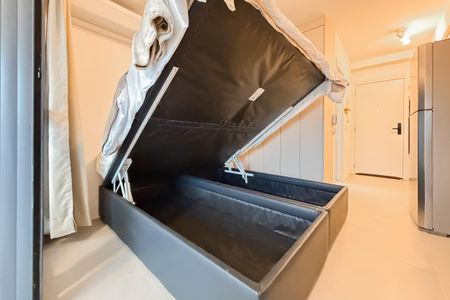 Studio para alugar com 29m², 1 quarto e sem vaga Studio para alugar com 29m², 1 quarto e sem vagaArmários