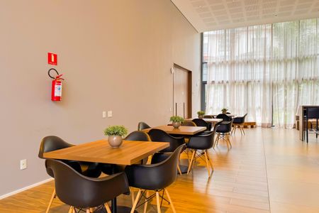 Studio para alugar com 29m², 1 quarto e sem vaga Studio para alugar com 29m², 1 quarto e sem vagaSalão de Festas