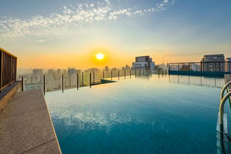 Studio para alugar com 29m², 1 quarto e sem vaga Studio para alugar com 29m², 1 quarto e sem vagaPiscina