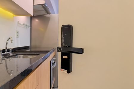 Studio para alugar com 29m², 1 quarto e sem vaga Studio para alugar com 29m², 1 quarto e sem vagaFechadura Eletrônica