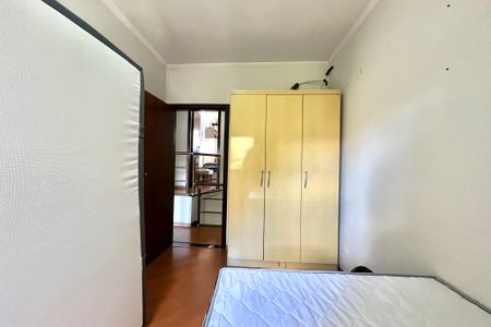 Casa à venda com 296m², 6 quartos e 3 vagas Casa à venda com 296m², 6 quartos e 3 vagasQuarto 2