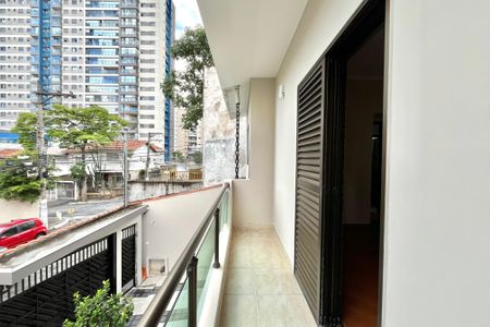 Casa à venda com 296m², 6 quartos e 3 vagas Casa à venda com 296m², 6 quartos e 3 vagasVaranda da Suíte