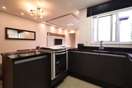 Apartamento à venda com 170m², 3 quartos e 2 vagas Apartamento à venda com 170m², 3 quartos e 2 vagasCozinha