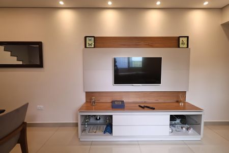 Apartamento à venda com 170m², 3 quartos e 2 vagas Apartamento à venda com 170m², 3 quartos e 2 vagasSala