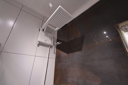 Apartamento à venda com 170m², 3 quartos e 2 vagas Apartamento à venda com 170m², 3 quartos e 2 vagasBanheiro da Suíte