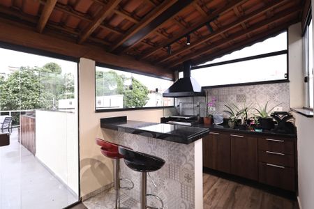 Apartamento à venda com 170m², 3 quartos e 2 vagas Apartamento à venda com 170m², 3 quartos e 2 vagasCobertura