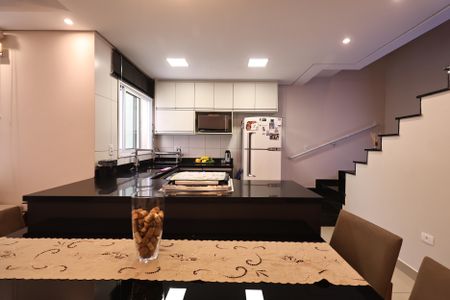 Apartamento à venda com 170m², 3 quartos e 2 vagas Apartamento à venda com 170m², 3 quartos e 2 vagasCozinha