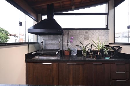 Apartamento à venda com 170m², 3 quartos e 2 vagas Apartamento à venda com 170m², 3 quartos e 2 vagasCobertura